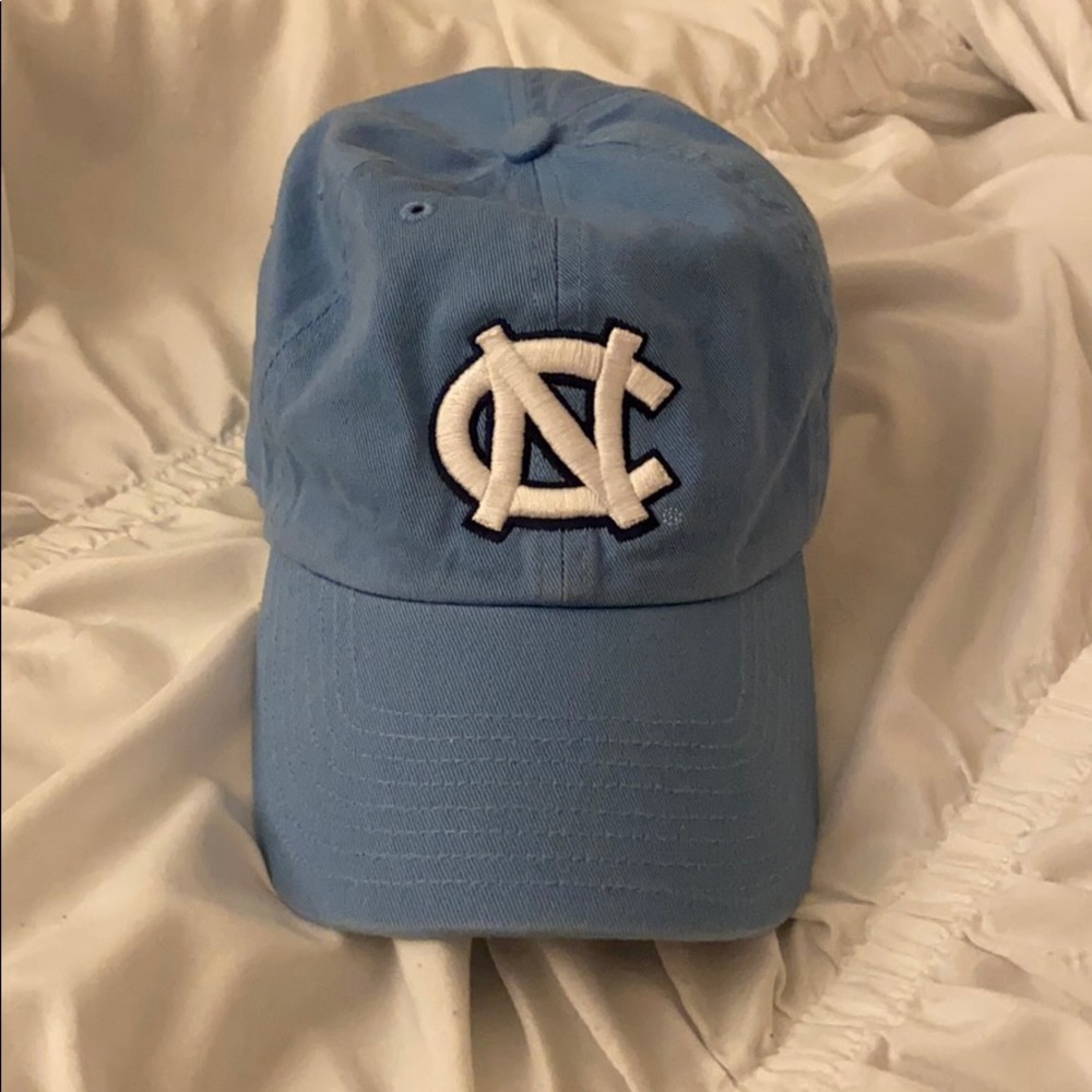 UNC baseball hat